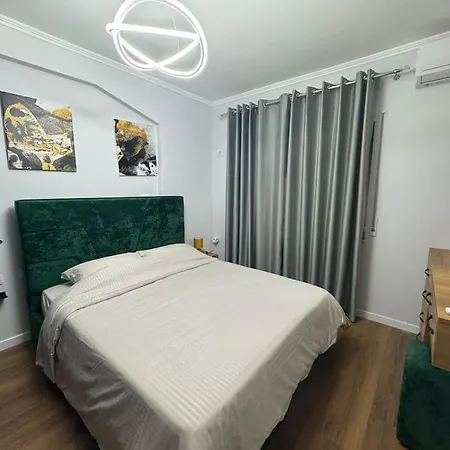 Apartment Sea Side 2