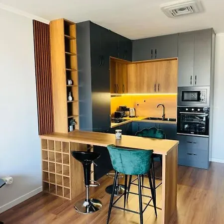 Sea Side 2 Apartment